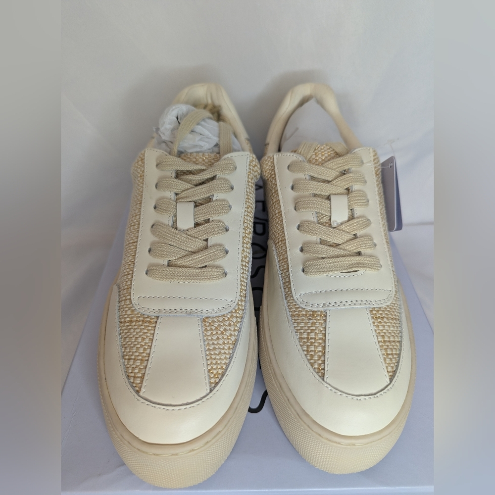 NIB Aerosoles Bramston Casual Sneakers Women's Size 9 - Picture 3 of 9